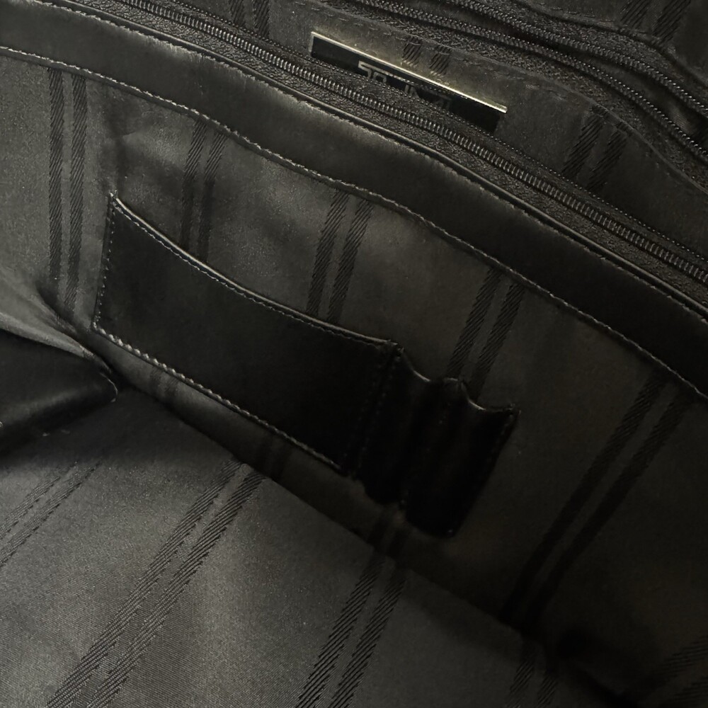 Tumi Large Tote Bag Leather/ Nylon Travel Voyaguer Everyday Shoulder Straps - Picture 6 of 13